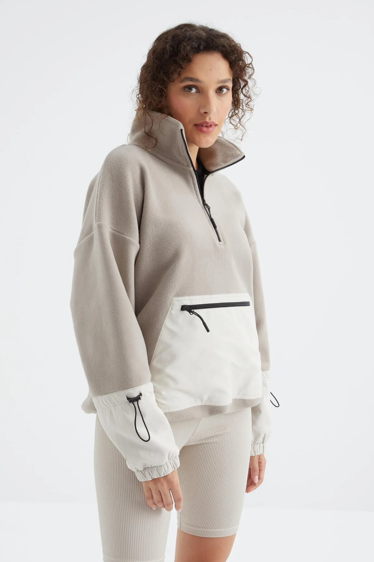 etek ucu büzgülü yarim fermuarli oversize kadin polar sweatshirt - 97238