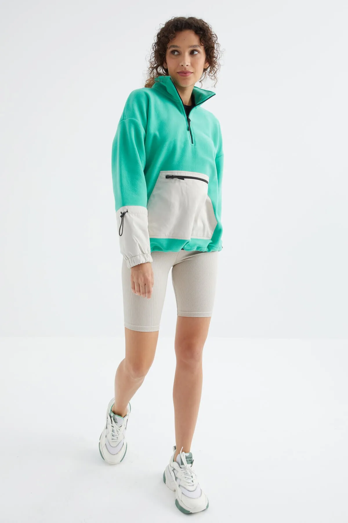 etek ucu büzgülü yarim fermuarli oversize kadin polar sweatshirt - 97238