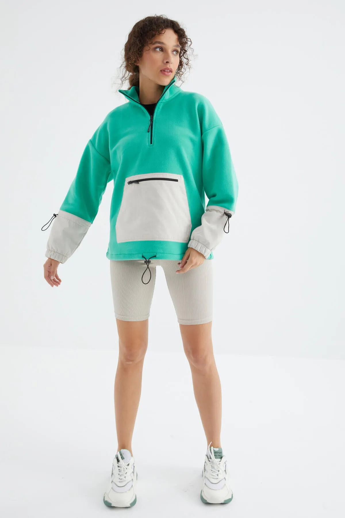 etek ucu büzgülü yarim fermuarli oversize kadin polar sweatshirt - 97238