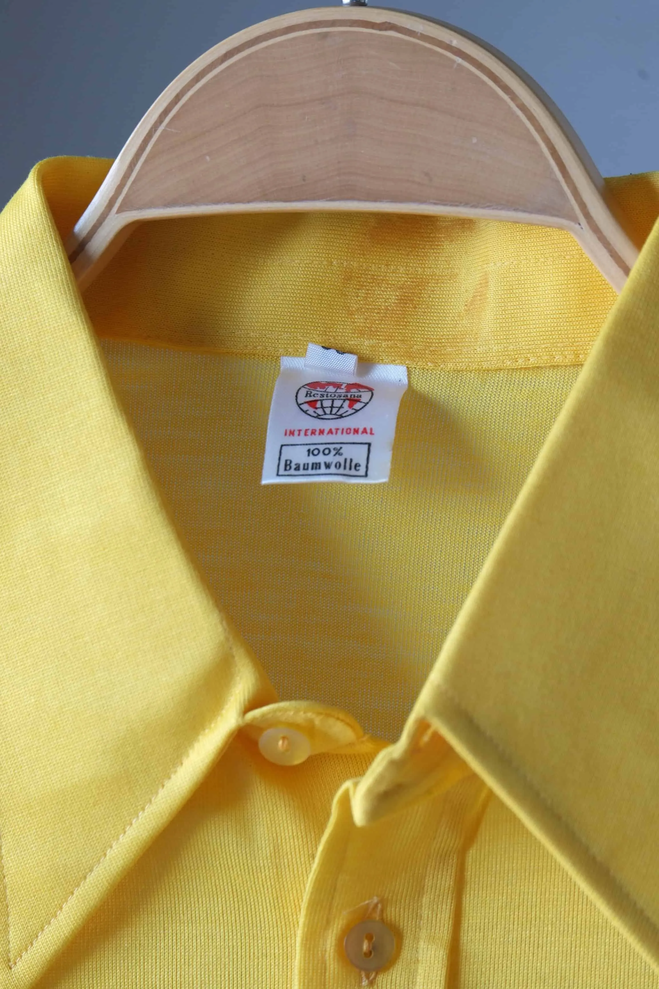 RESTOSANA Button Up 70’s Shirt